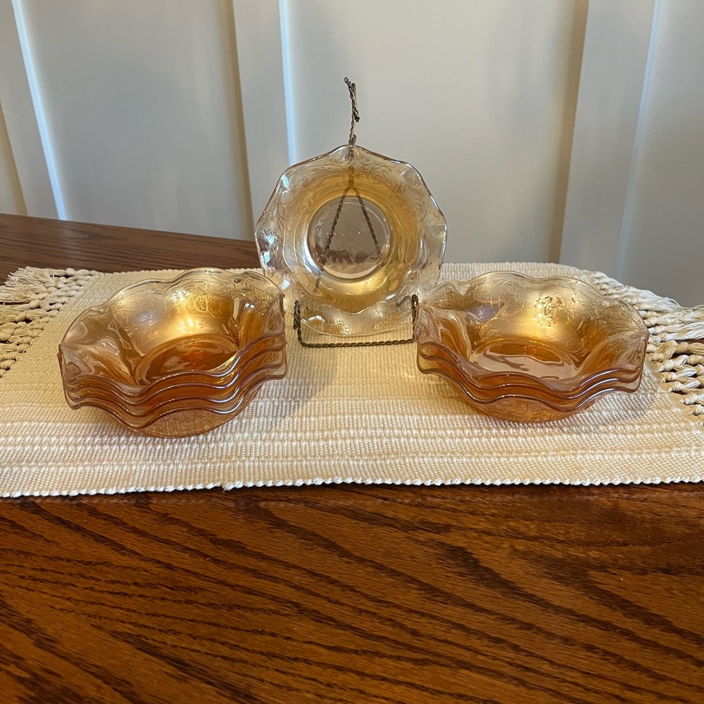 Jeannette Floragold Dessert Bowls. Set of 8